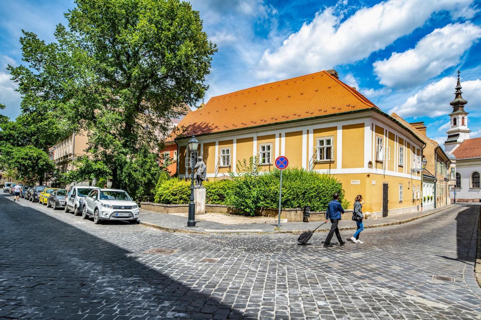 Academy Pension Budapeste Exterior foto